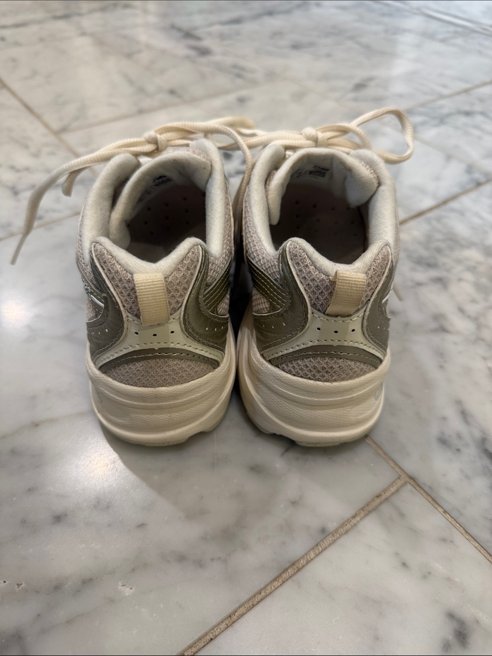 New Balance Running Sneakers in Metallic Silver & Cream - Picture 4 of 6
